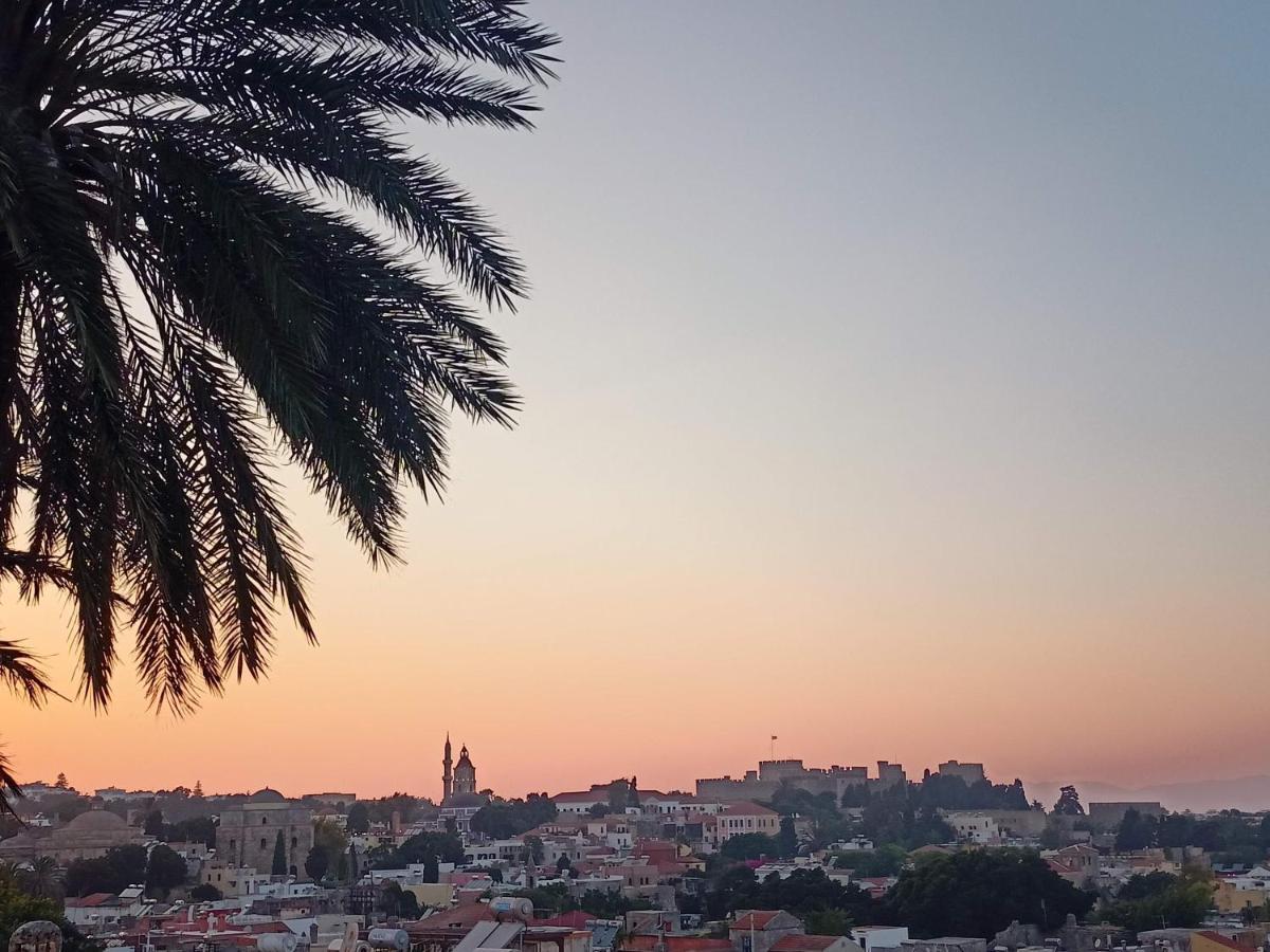 A Medieval Windmill Tower With Magnificent View Rhodes City ภายนอก รูปภาพ